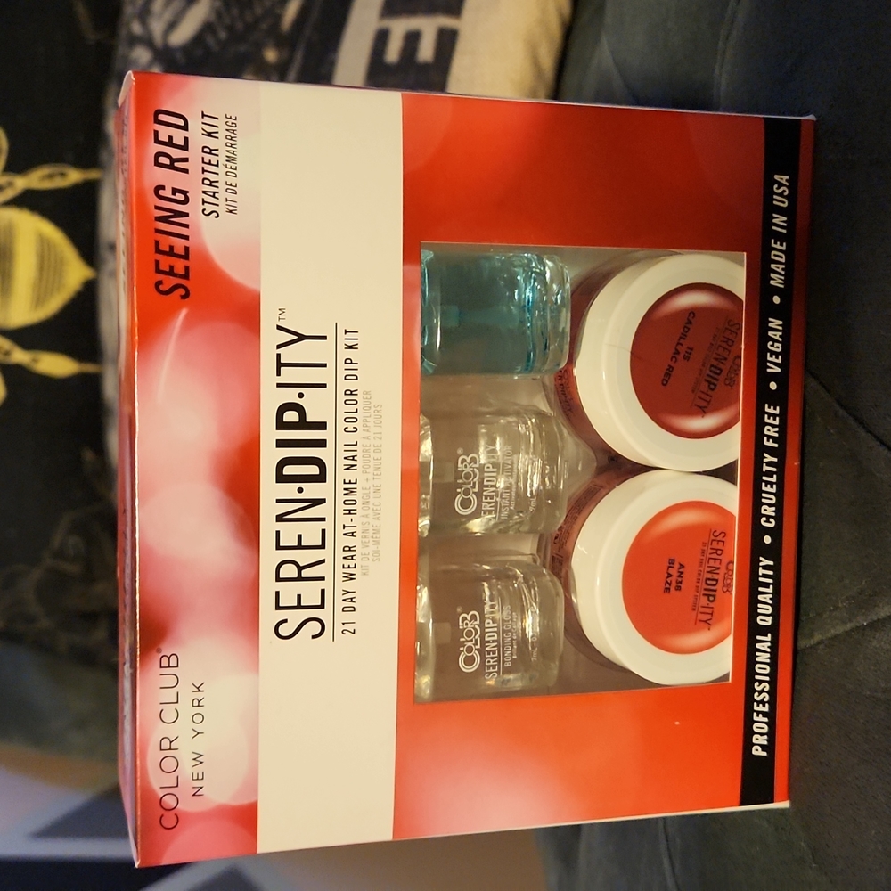Seren-Dip-Ity at home nail color dip kit